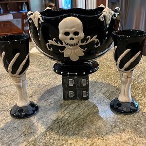 Halloween Punch Bowl with 2 Goblet’s